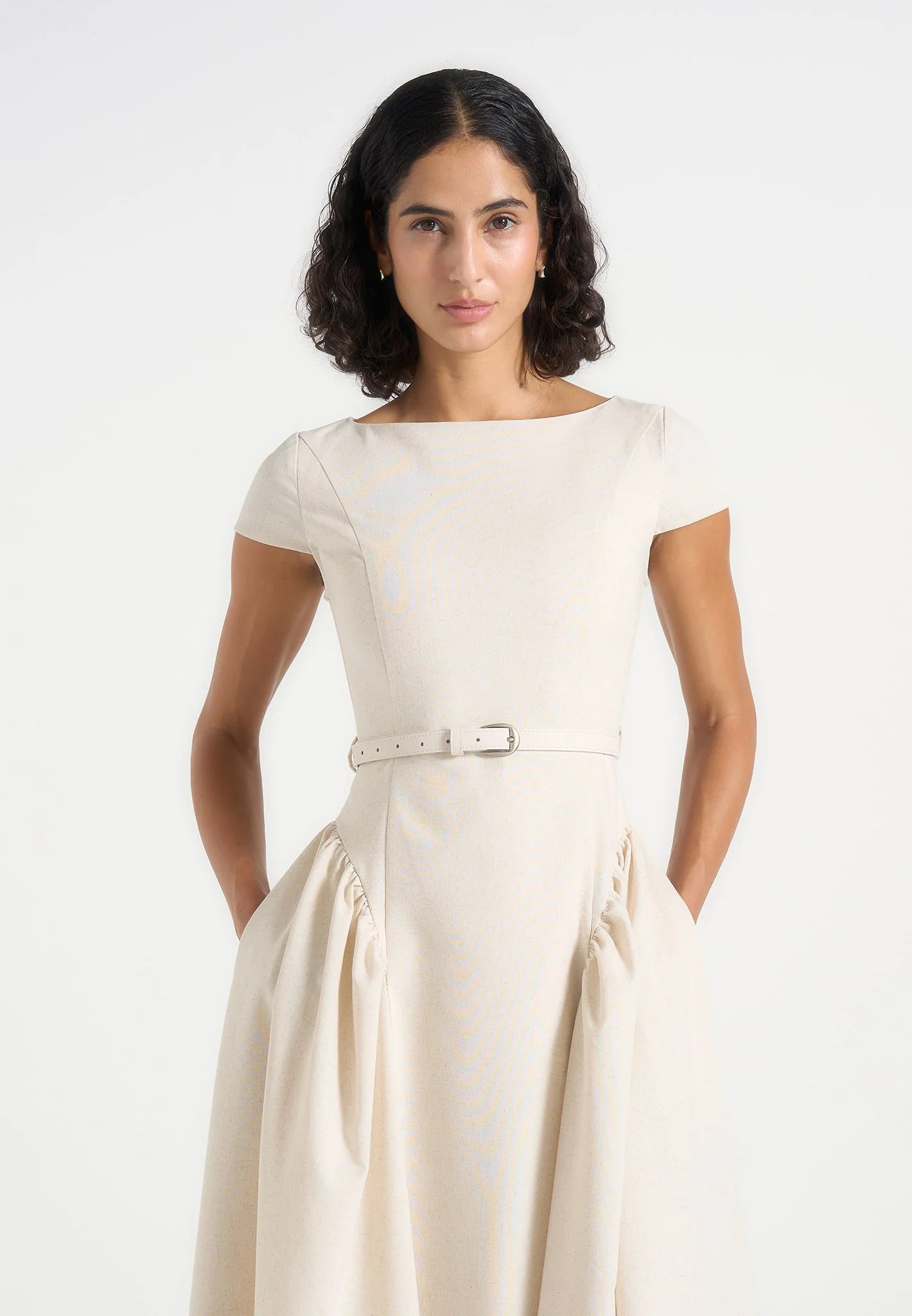 LEIRE-Vestido Minimalista y Elegante