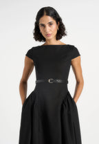 LEIRE-Vestido Minimalista y Elegante
