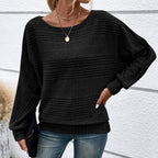 JULIA - Jersey de punto suave de manga larga con cuello barco y textura acanalada™