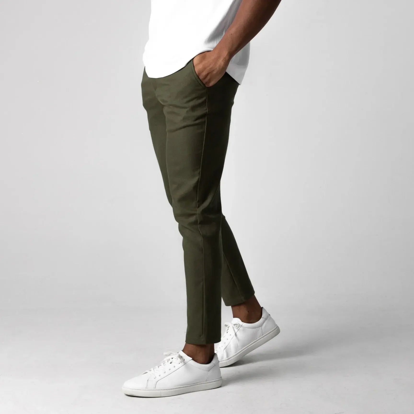BRUNO - Pantalones chinos elásticos de corte entallado y estilo sartorial™