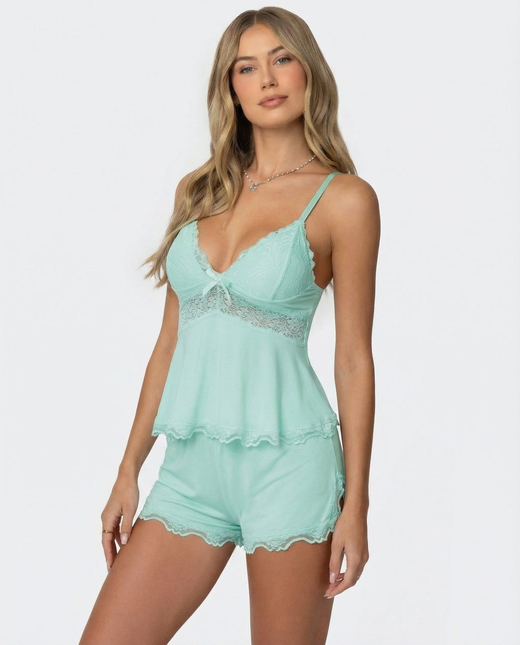 SILVIA - Conjunto de pijama lencero de tirantes y short con encaje™