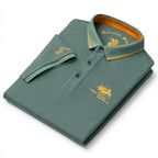 SANTI - Polo de manga corta en piqué con detalles a contraste y bordado emblemático™