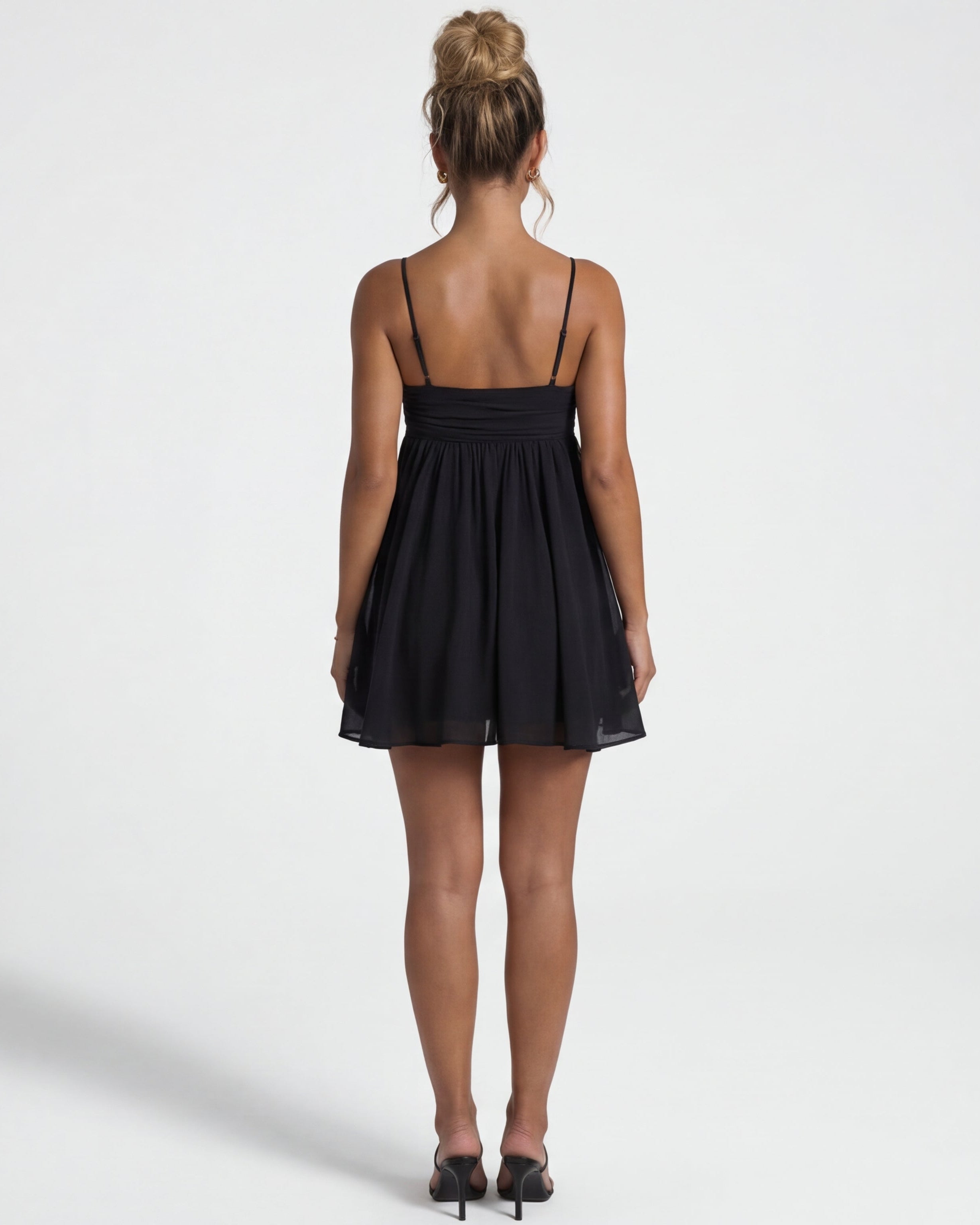 AINHOA - Minivestido babydoll de tirantes con vuelo e inclinación acampanada™