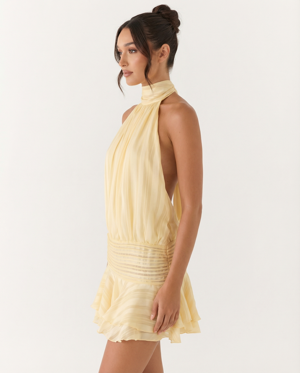 LEIRE - Minivestido plise halter en tono mantequilla™