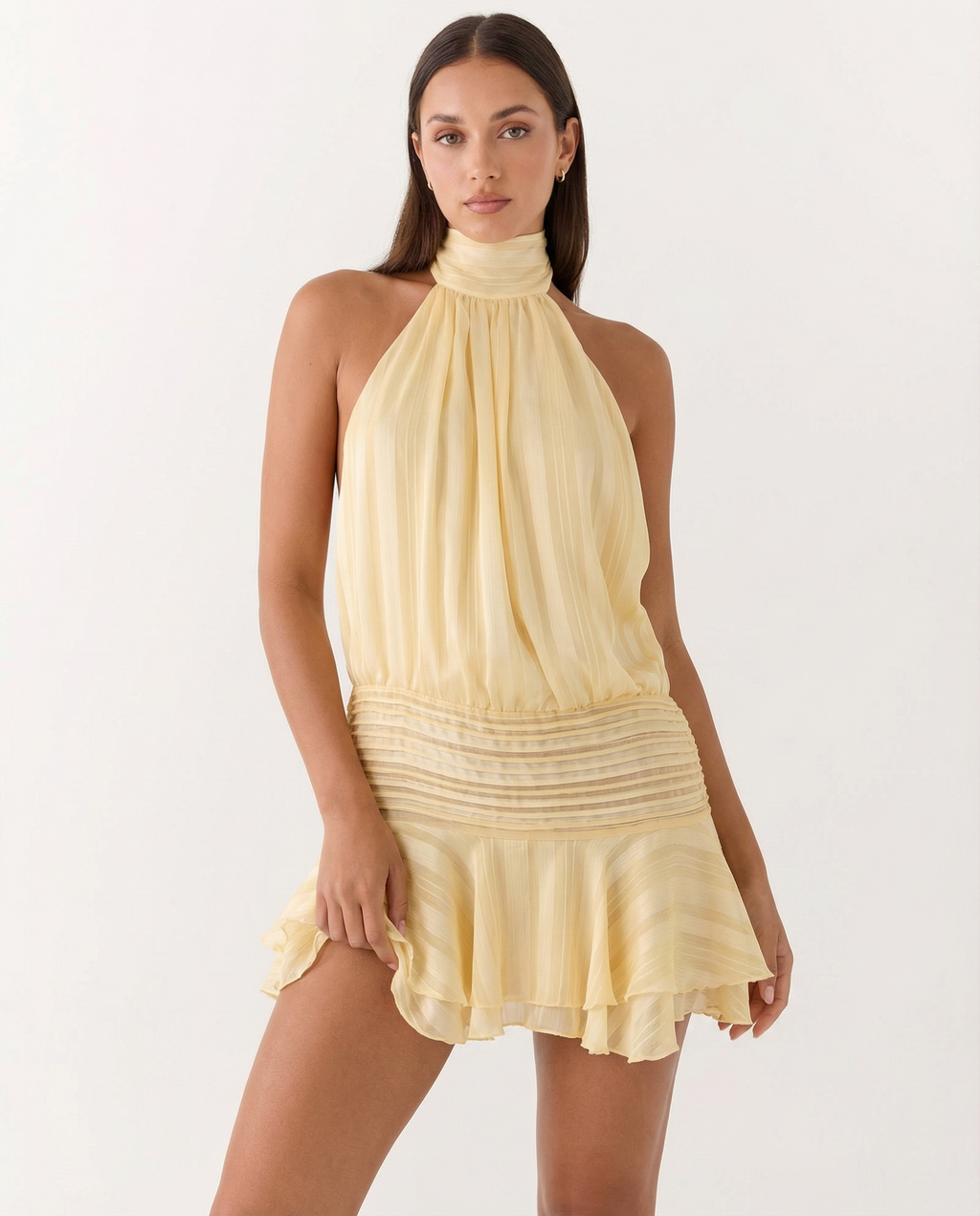 LEIRE - Minivestido plise halter en tono mantequilla™