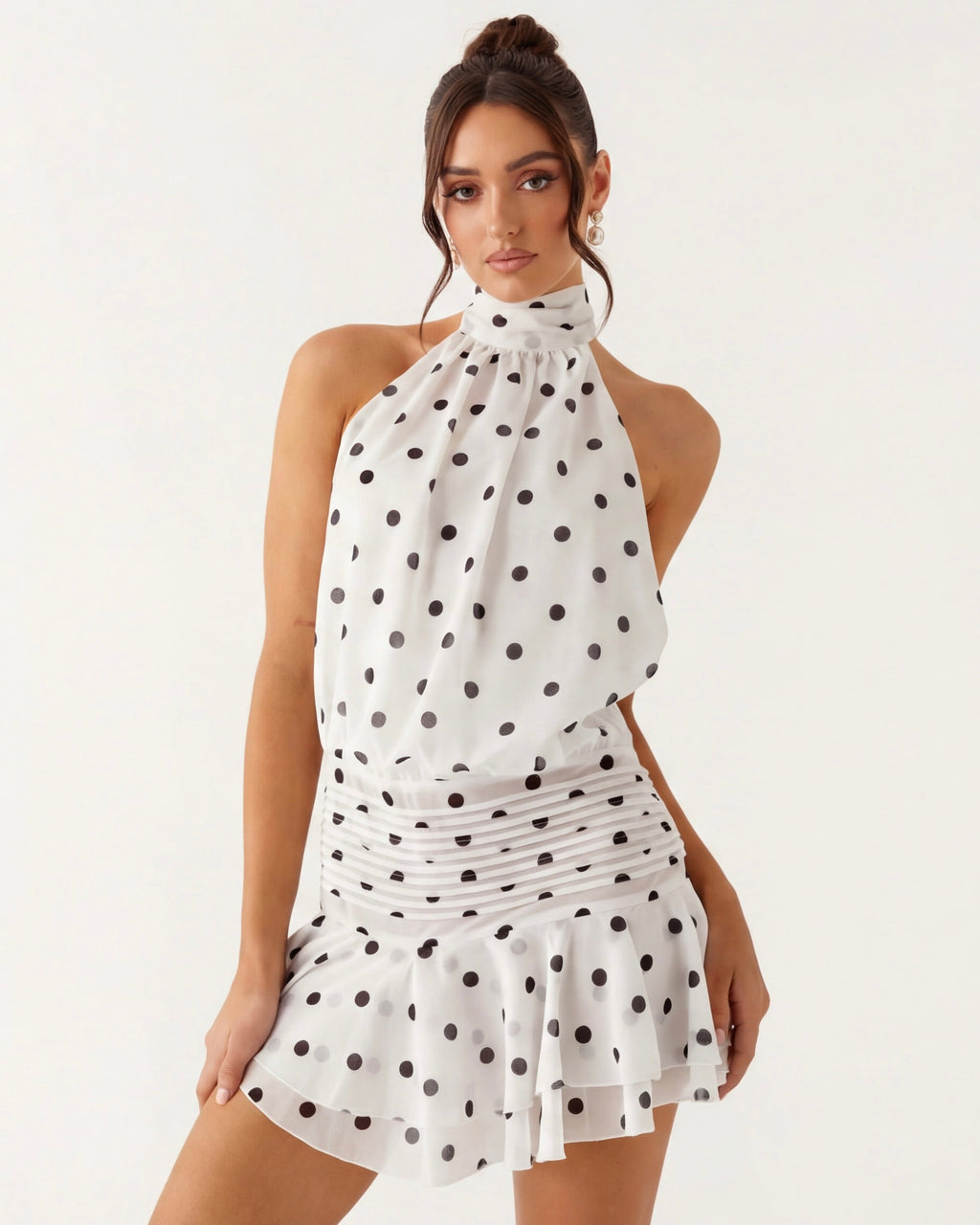 LUCÍA - Minivestido halter de lunares con espalda al aire™
