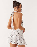 LUCÍA - Minivestido halter de lunares con espalda al aire™