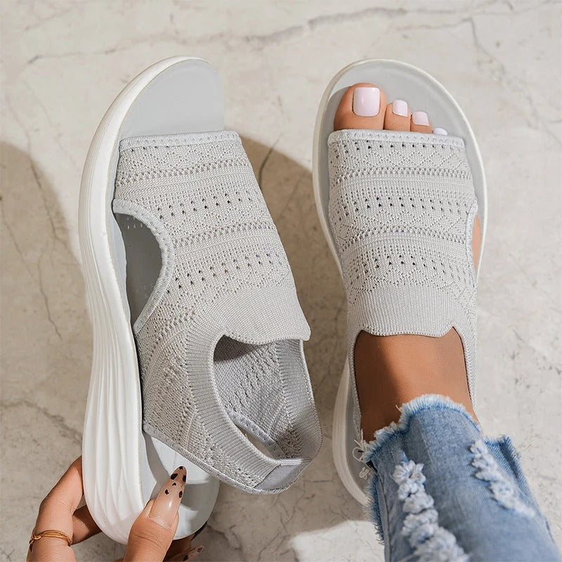 LORENA™ | Sandalias de plataforma confeccionadas con material transpirable para mujer