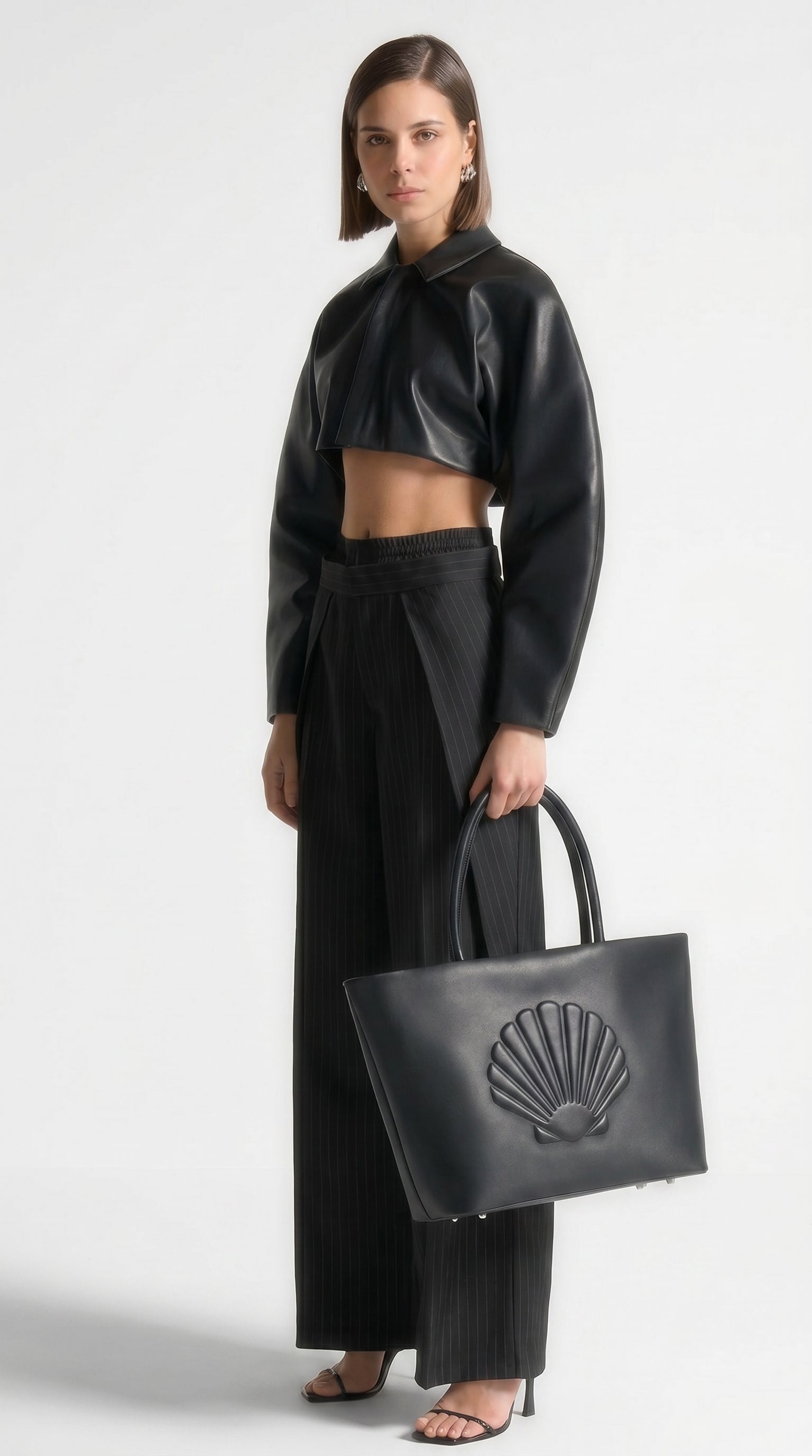 AURORA-Bolso de Cuero Negro y Elegante