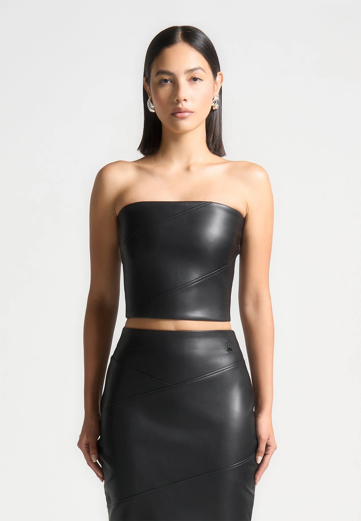 TATIANA-Top Bandeau de Cuero de Estilo Moderno y Estructurado