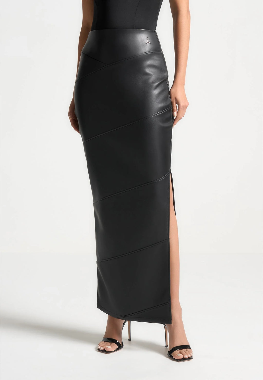 NATALIA-Falda Midi de Cuero y Estilo Contemporáneo