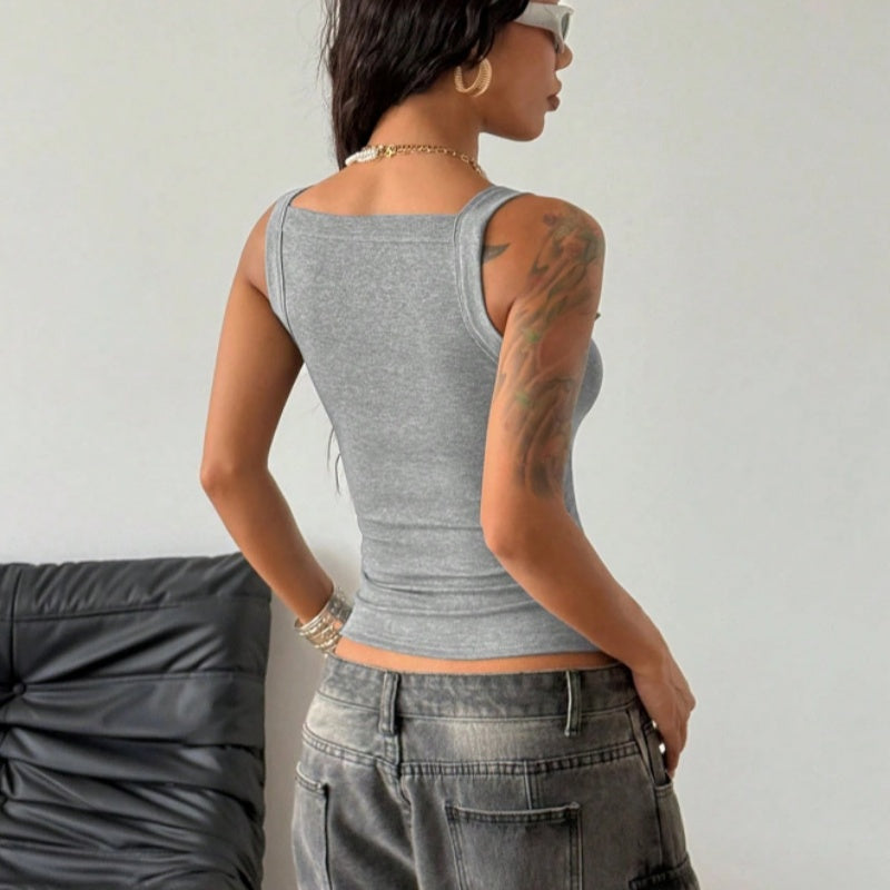 NOELIA - Top de tirantes acanalado con hebillas metálicas estilo Y2K™
