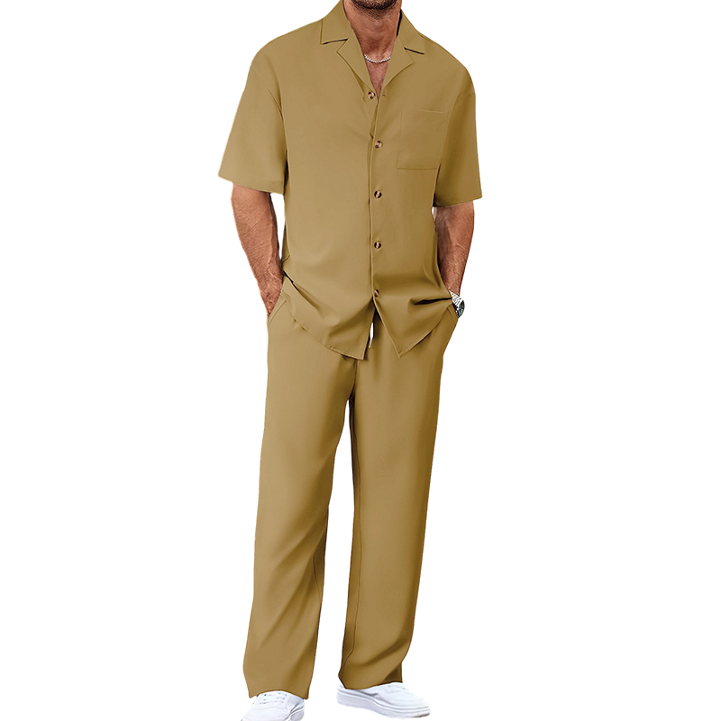 👔 50% DE RÉDUCTION ✨ Ensemble décontracté homme – Chemise col cubain & pantalon ample – Tissu léger, coupe fluide, parfait pour les vacances ou les journées chaudes 🌴