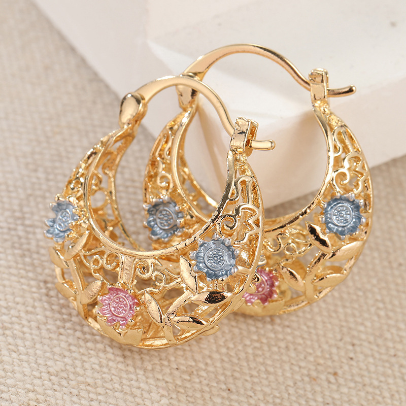 🌙✨Boucles d'Oreilles Croissant – Plaqué Or, Émaillé, Filigrane✨